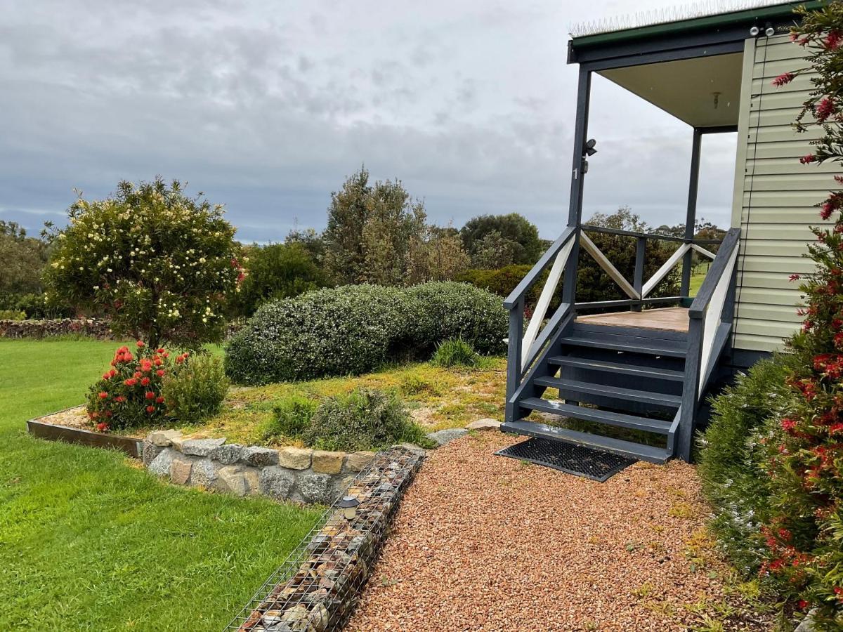 Tidal Dreaming Seaview Cottages Yanakie Esterno foto