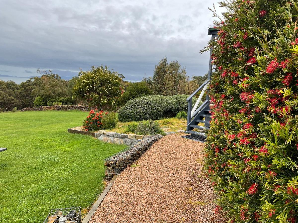 Tidal Dreaming Seaview Cottages Yanakie Esterno foto