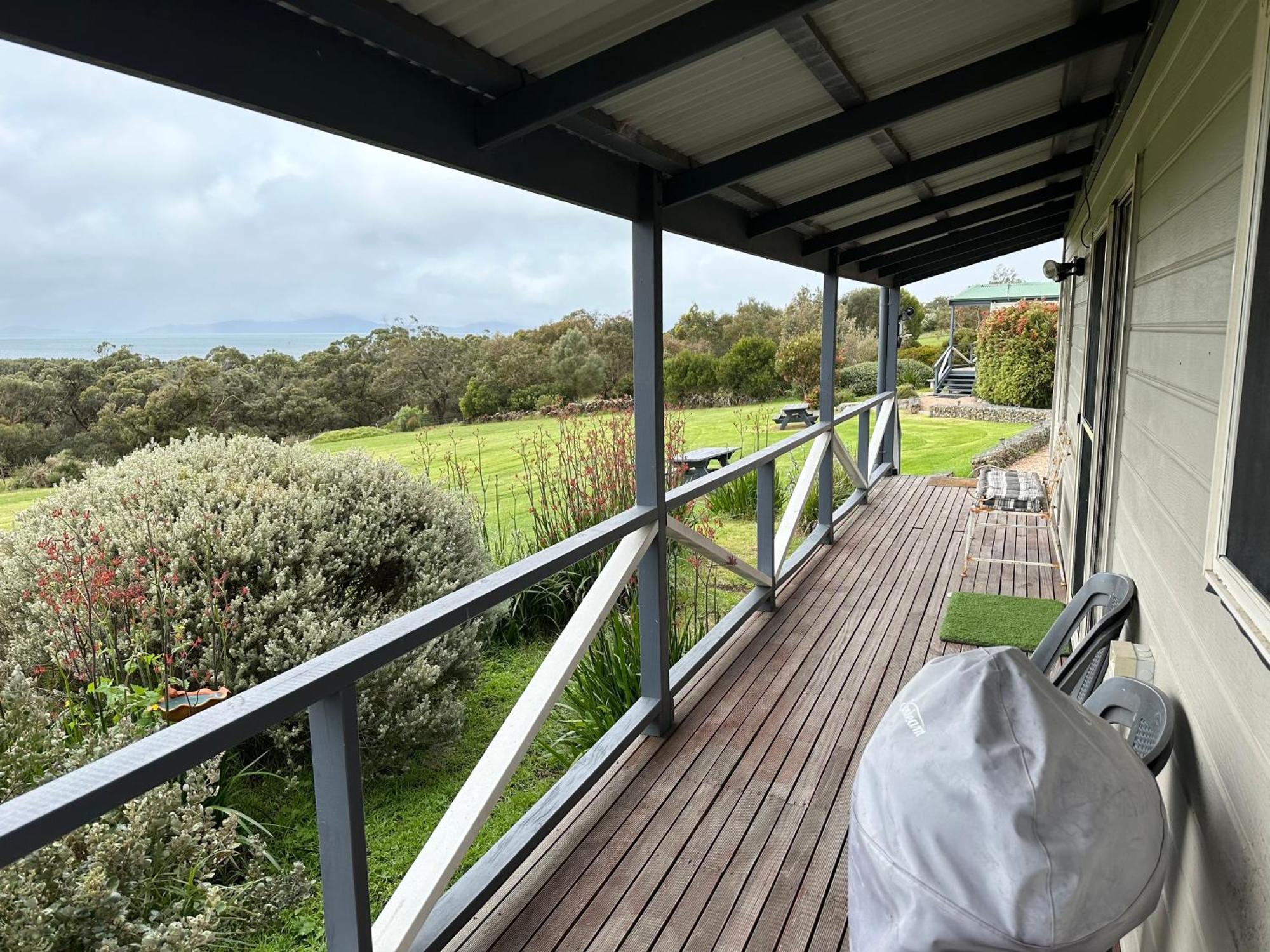 Tidal Dreaming Seaview Cottages Yanakie Esterno foto